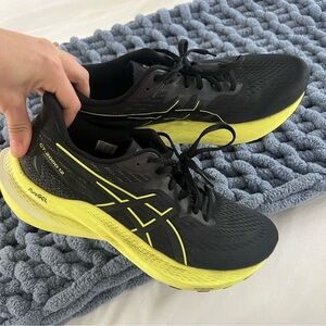 Men’s Asics GT-2000 running shoes size 9.5